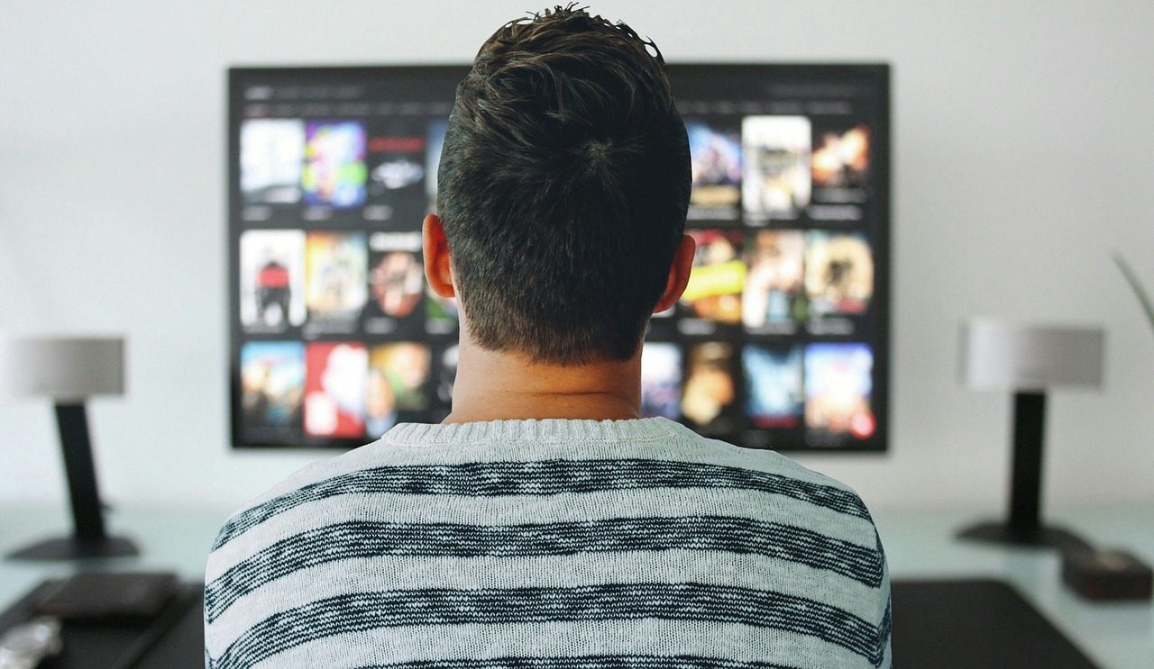 65 inch TV dimensions